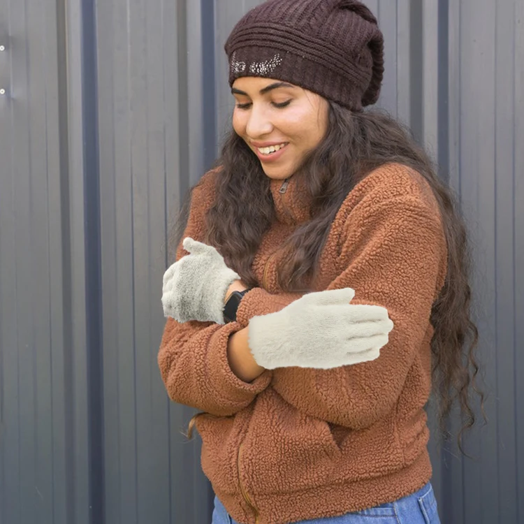 Women Winter Keep Warm Plush Gloves Elasticity Soft Mittens Imitation Mink Fur Knitted Girls Fashion Touch Screen Gloves, white