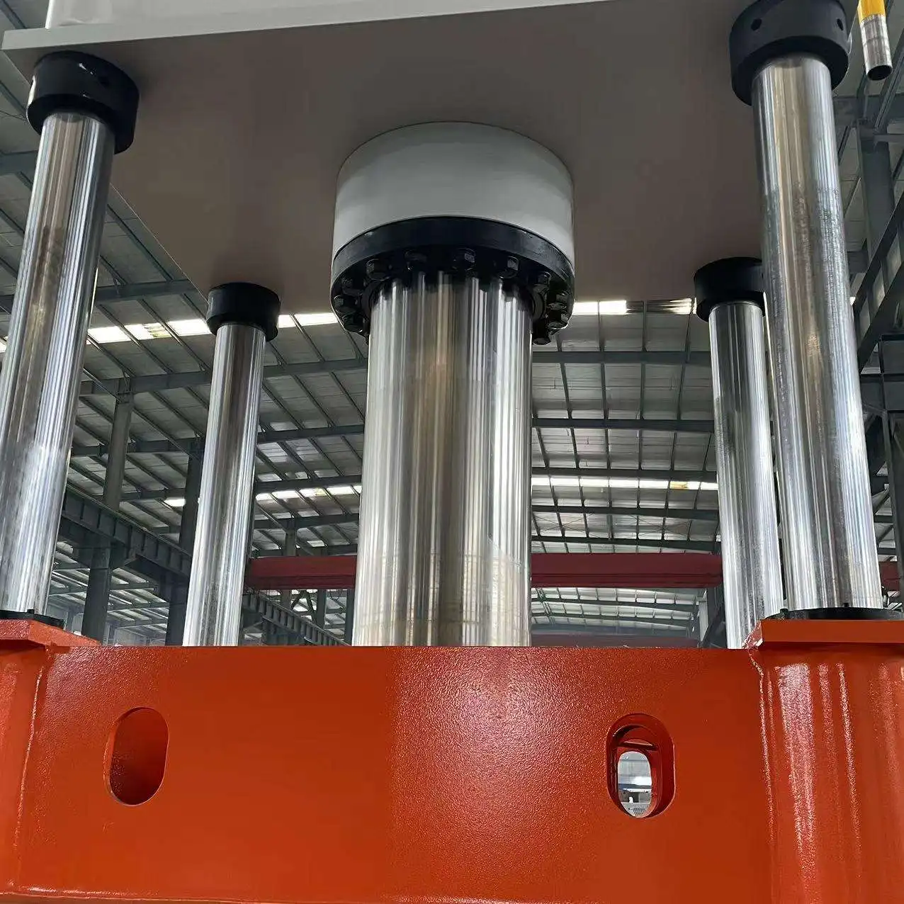 Hydraulic Deep Drawing Press Machine Four Column Metal Plate Punching