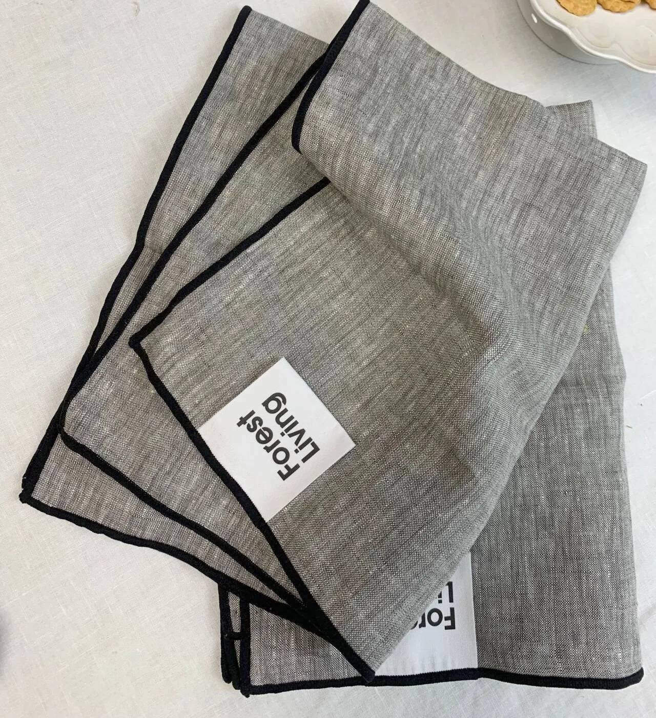LY-Handmade Crepe Style Napkins 100% Linen Black Dinner Table Napkins for Home Airplane Dining Use
