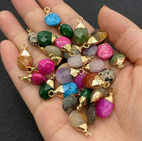 Cheap Natural Quartz Stone Faceted Flat Round Pendant charms Druzy Stone for DIY Earring Necklace Bracelets jewelry making.png