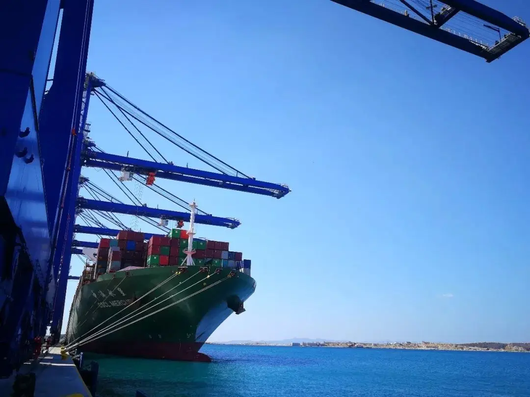 Cheap 40HQ container shipping service from China to the US port to port freight