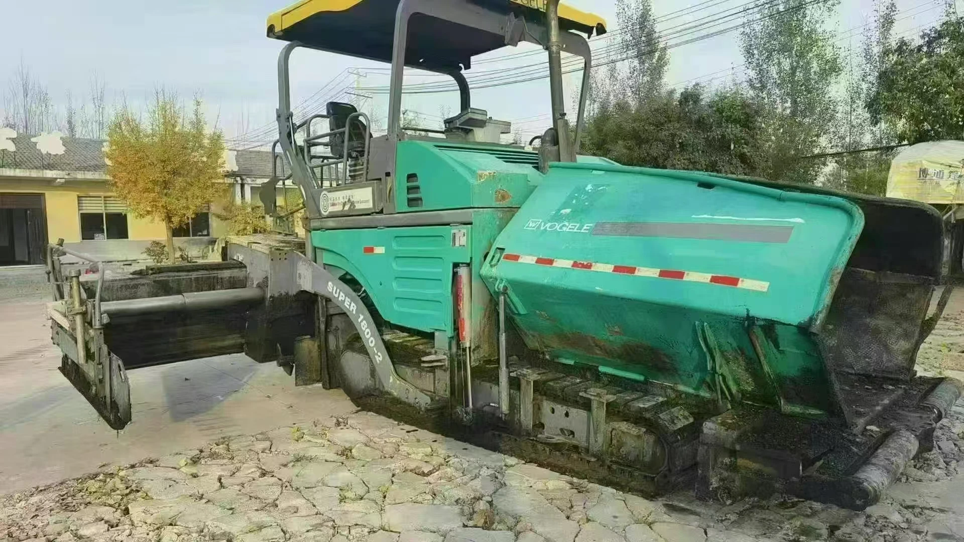 Cheap Sale Used Asphalt Paver VOGEL  Super1800-2 1800-3 1880-3L 2100-2L 2100-3L DYNAPAC 3300 2530 Original Paint 2020