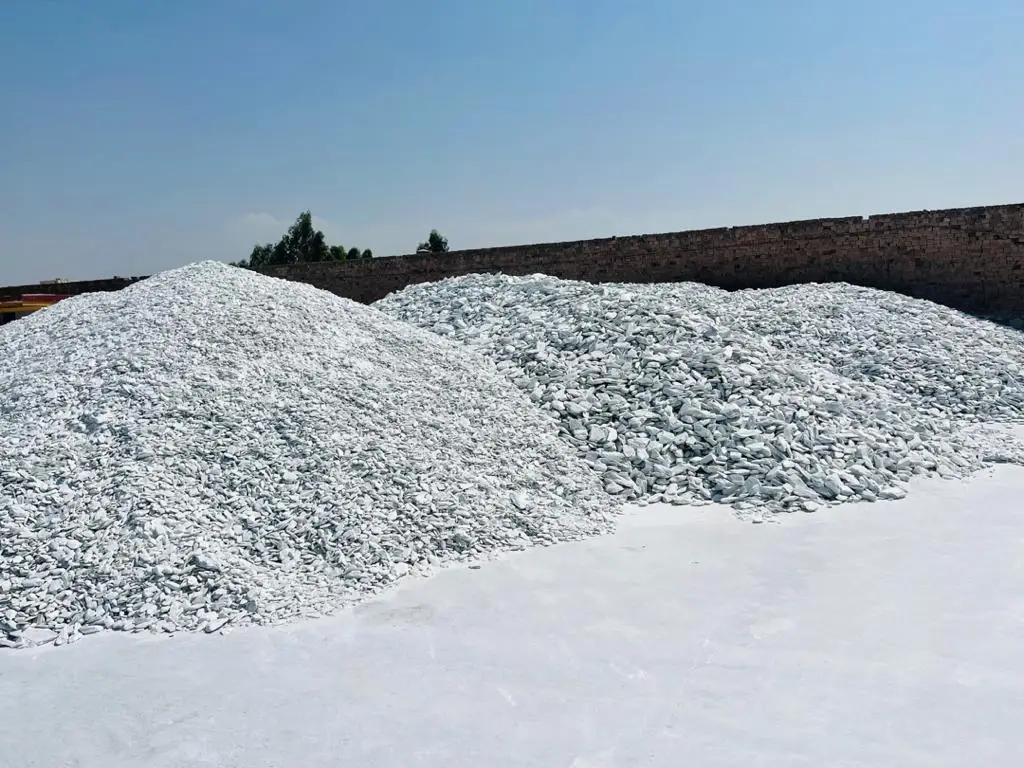 Natural Top Quality Talc Lumps, High Whiteness and Purity Custom Talc Stone and Talcum Powder OEM Offered From Pakistan