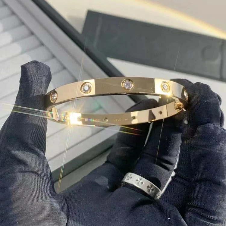 Carti Love Couple Screw Popular Luxury Designer Famous Brand Gold Plated Titanium 316L Stainless Steel Zircon Bangle Bracelet