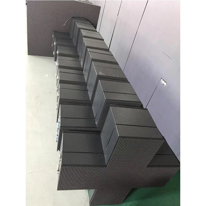 P10 960*960 Pharmacy LED cross screen display with high quality IP65 UV painting Green led display sign