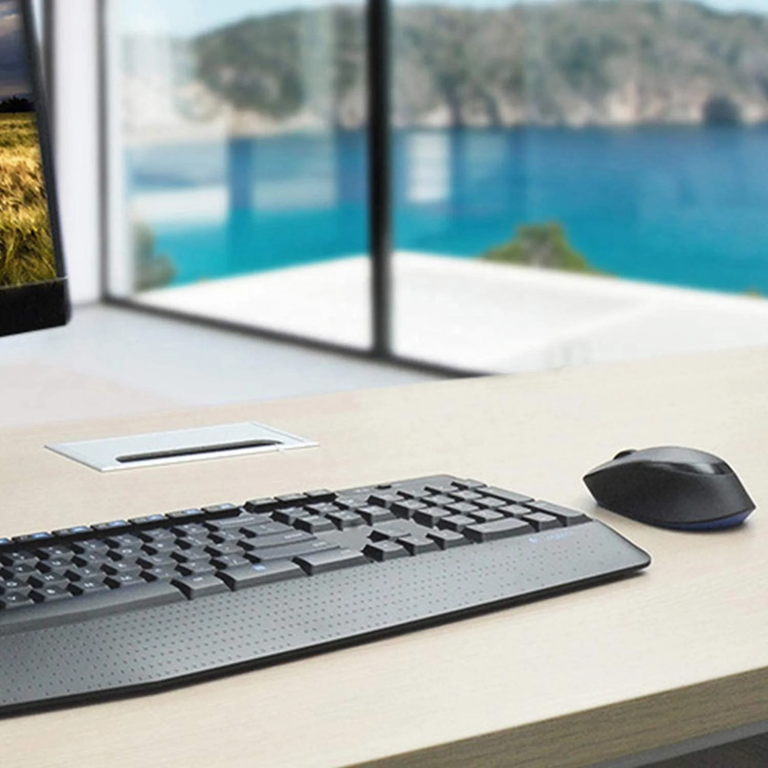 Беспроводная мышь и клавиатура Logitech MK345 комбинированная полноразмерная с упором для ладони удобной черной мышей