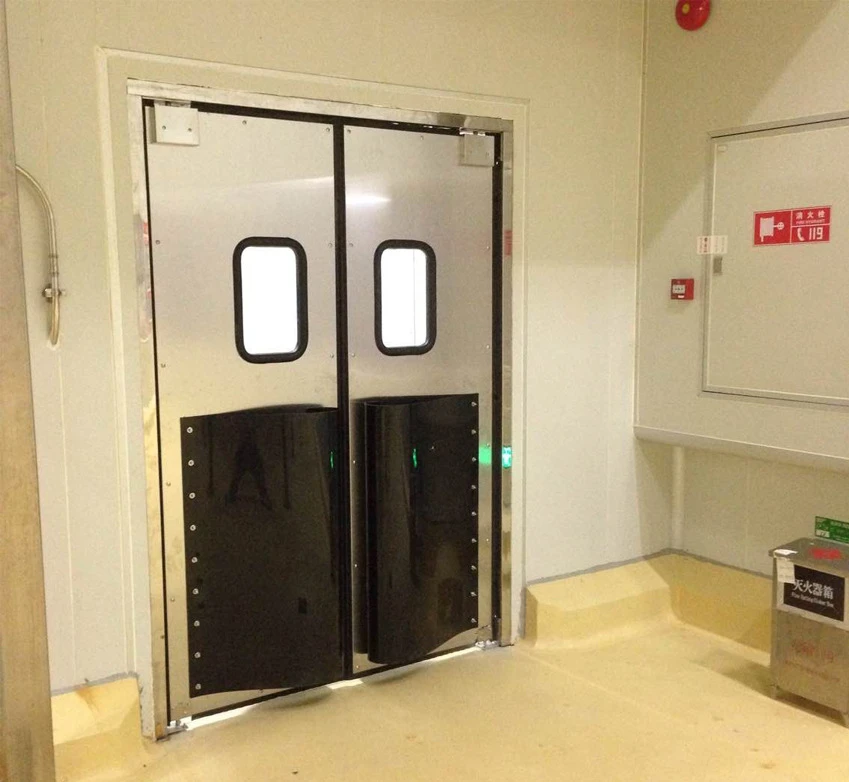 Industry clean room use stainless steel traffic doors for industrial
