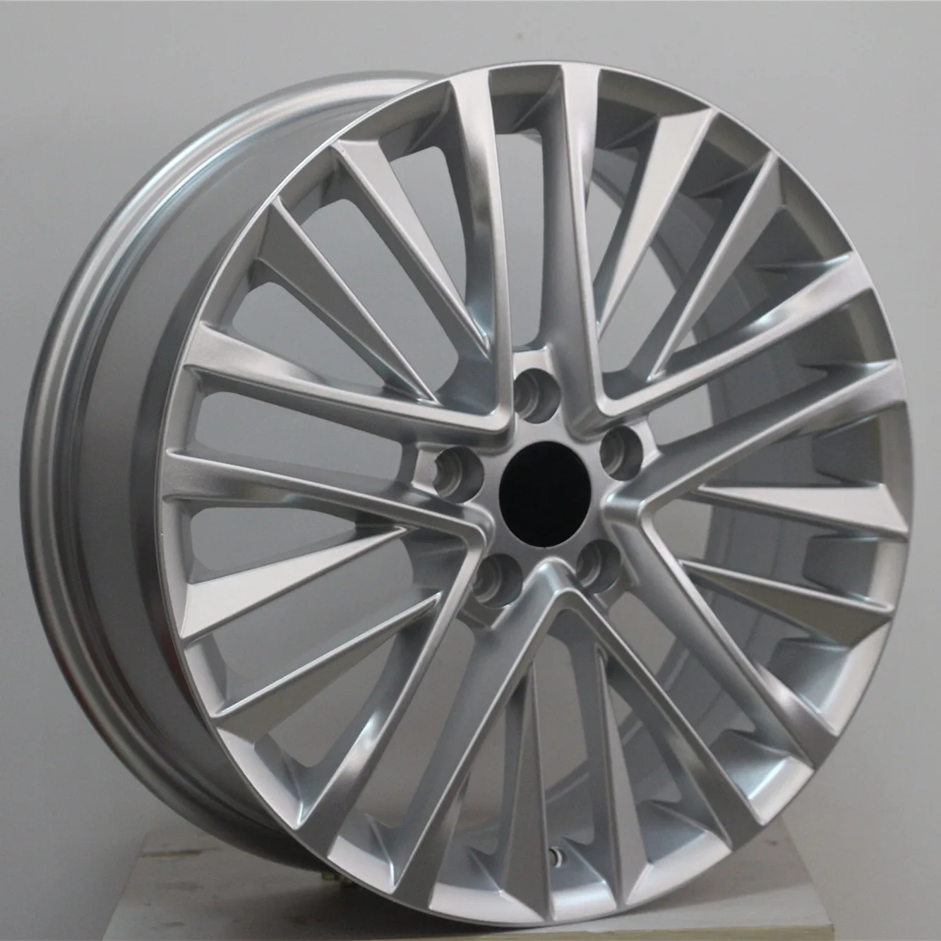 [For Toyota] 17 18 inch passenger car alloy wheel rims for alphard avalon Camry corolla altis quest crown GR yaris harrier