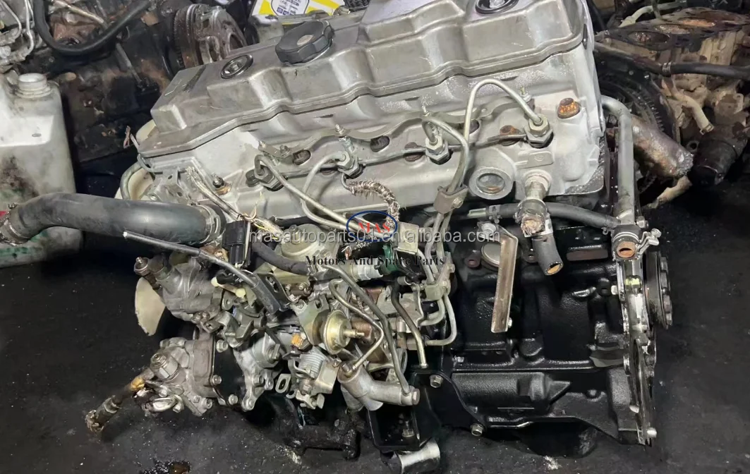 Used 4m40 Engine Diesel Engine Assembly 4 Cylinder Engine Sale