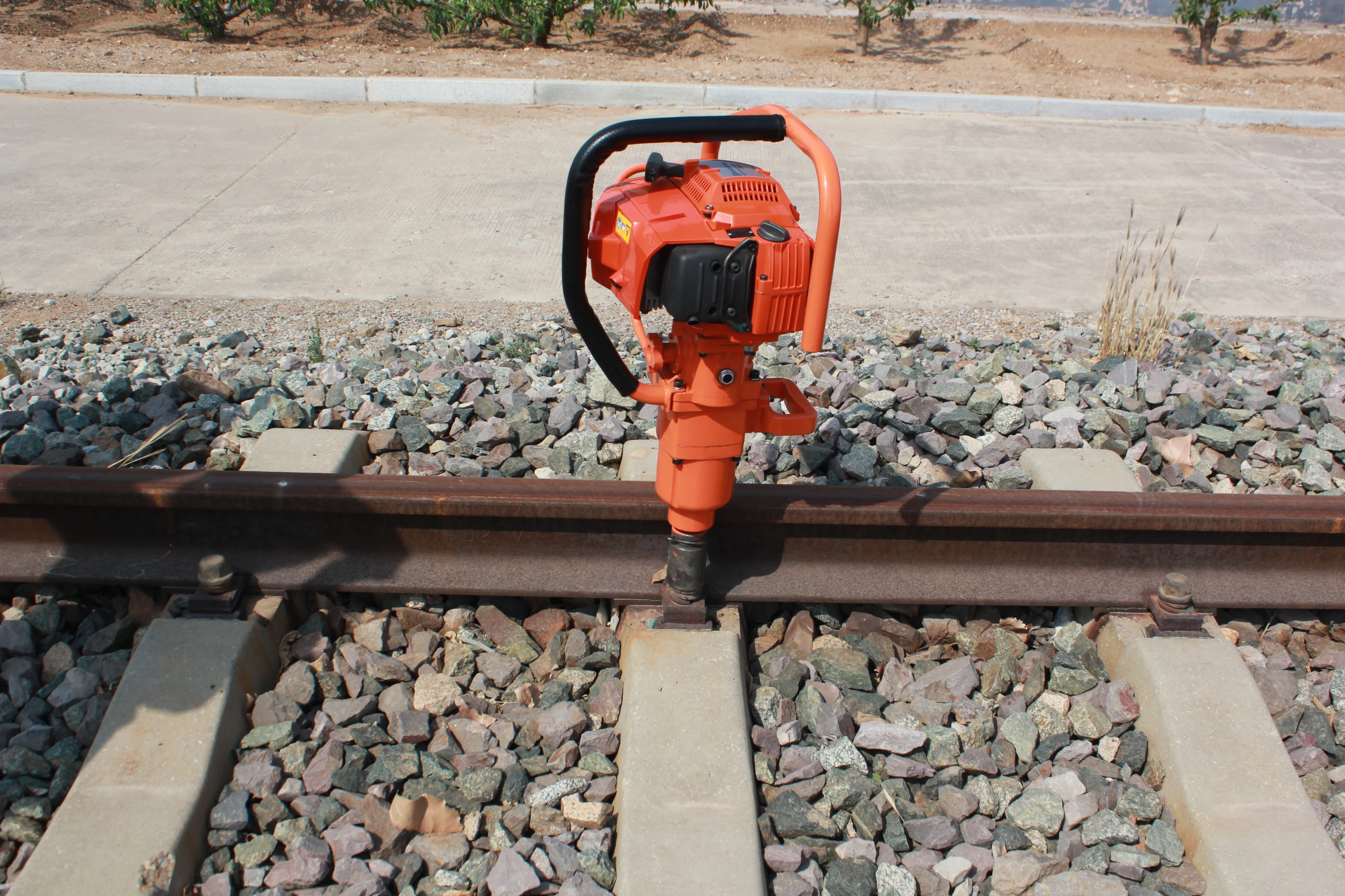 Railway Tool Chinese Supplier Internal Combustion Rail Bolt Wrench Rail Spanner Portable Rail Wrench