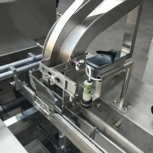 Ice Cream Filling Biscuit Sandwiching Machine bear biscuit sandwich machine