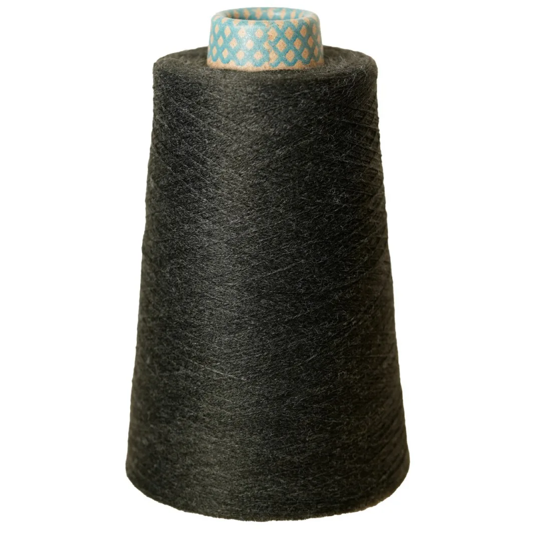 Factory Spun Color Customized Dyed Tencel Linen Feather Strong Ring Spun Yarn Blended Yarn For Crochet