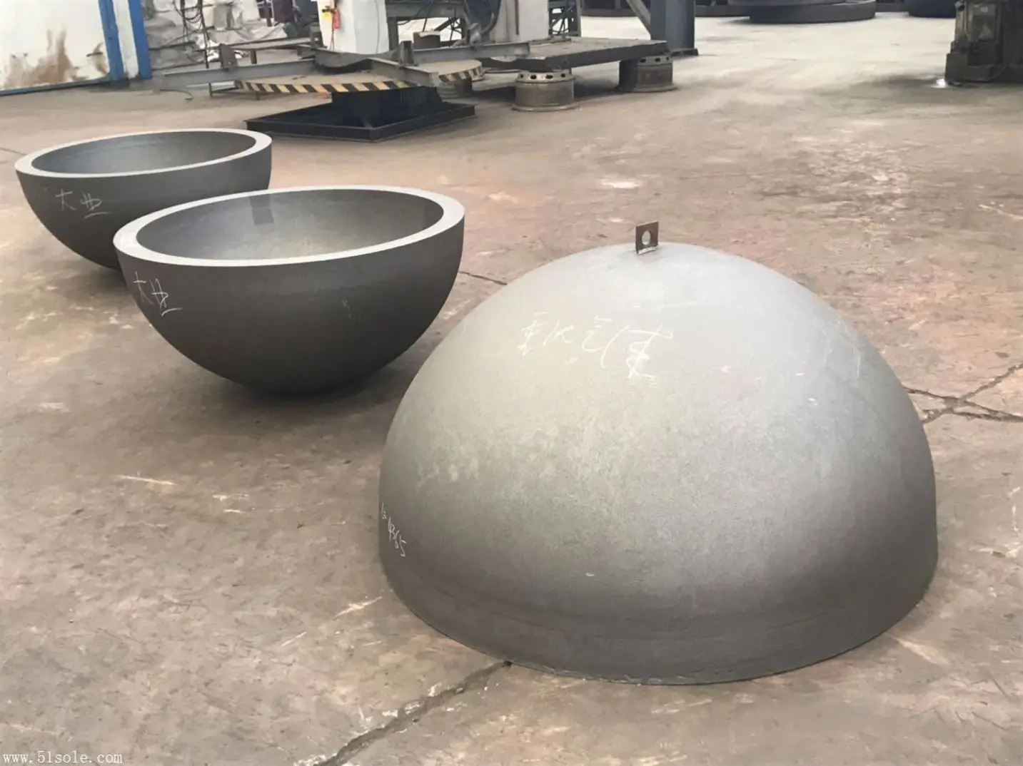 Stainless steel pipe fittings hemisphere mirror polished metal head for pressure vessel connection