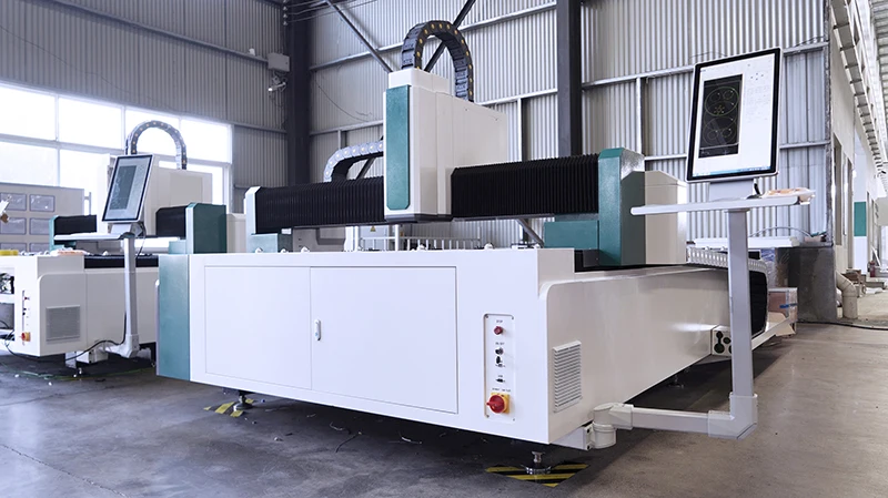 1000w 2000w cnc fiber laser cutter 3d laser metal cutting machine for sale