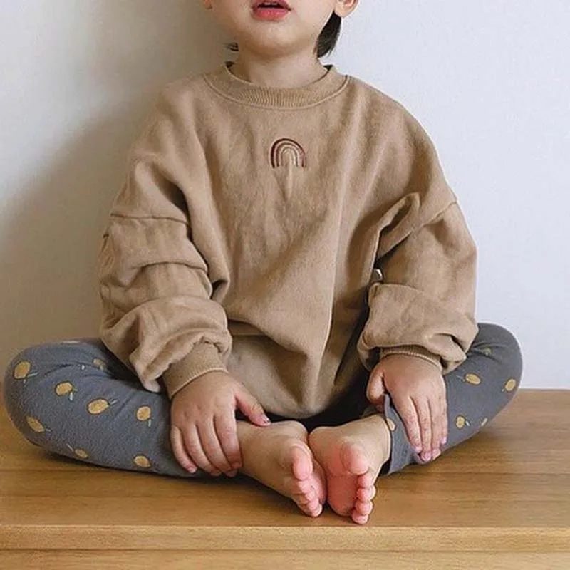 Лидер продаж, корейский вариант, простой свитер с радужной вышивкой, заводская цена, Радужный свитшот для малышей, детей