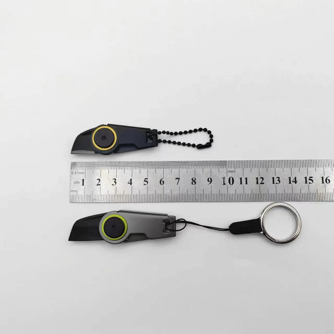 Outdoor Portable keychain Zipper Knife Tiny Box Opener Cutter Folding EDC Mini Pocket Knife