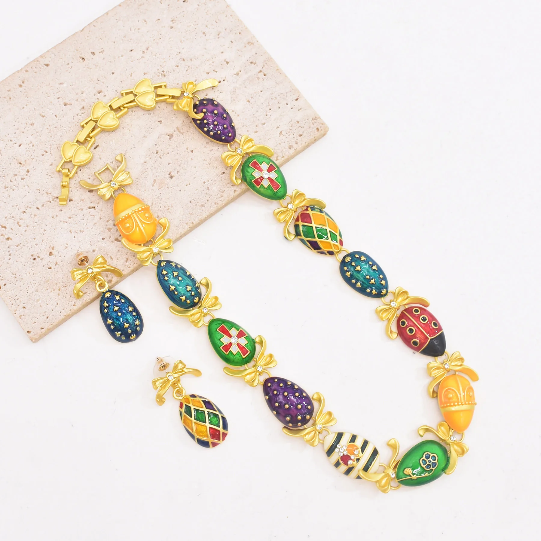 Vintage Style Court Baroque Necklace Multi Color Eggs Bow-knot Choker