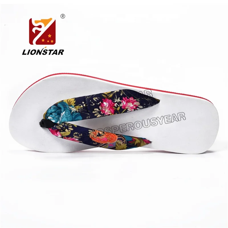 popular lady  summer floral fabric   flip flop