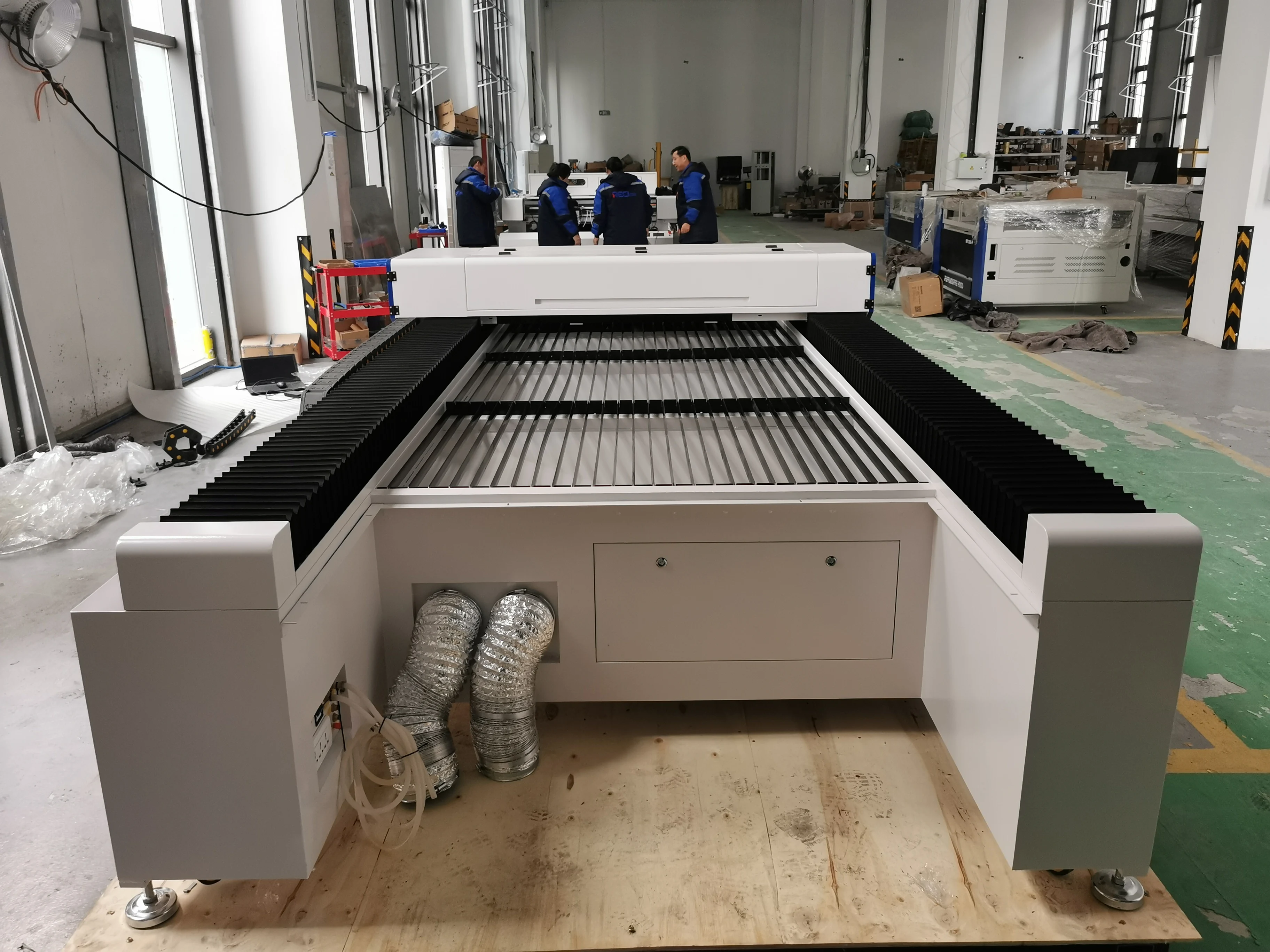 1325 Mixed Co2 Laser Cutting Machine Non Metal And Metal Stainless Steel Pipe Laser Cutting Machine