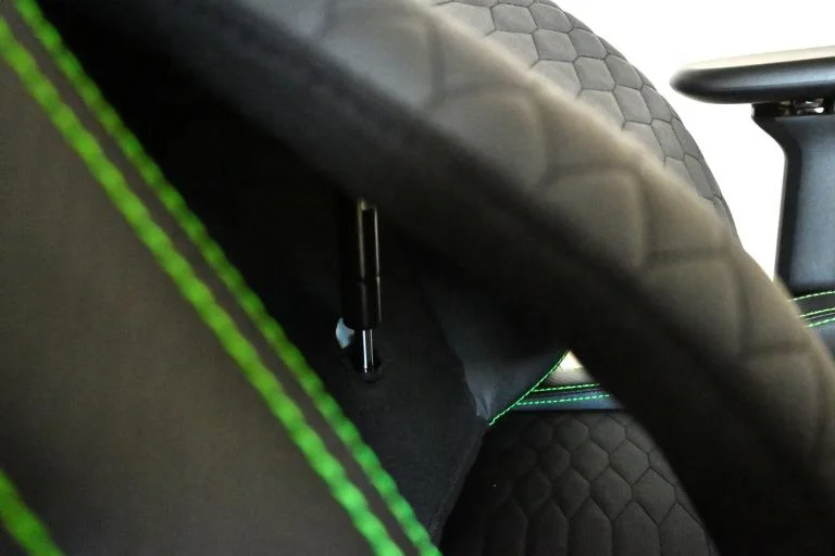 Razer Folding PU Leather Gaming Chair 4D Armrests PC Office Race 100 Massage Fans Swivel Cooling Features New Style Gaming Room