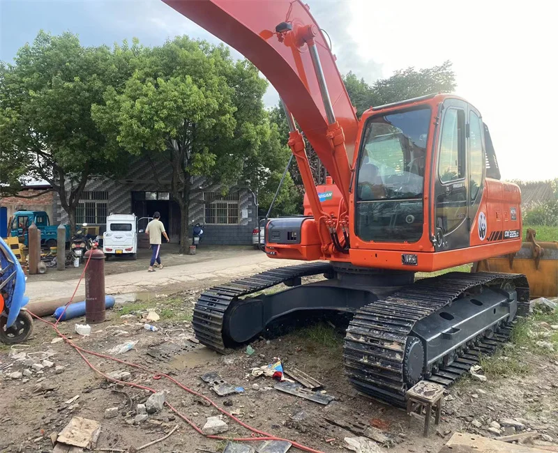 doosan dx225LC-9C excavator with excellent performance Wholesale Price excellent condition used doosan dx225 excavator for sale