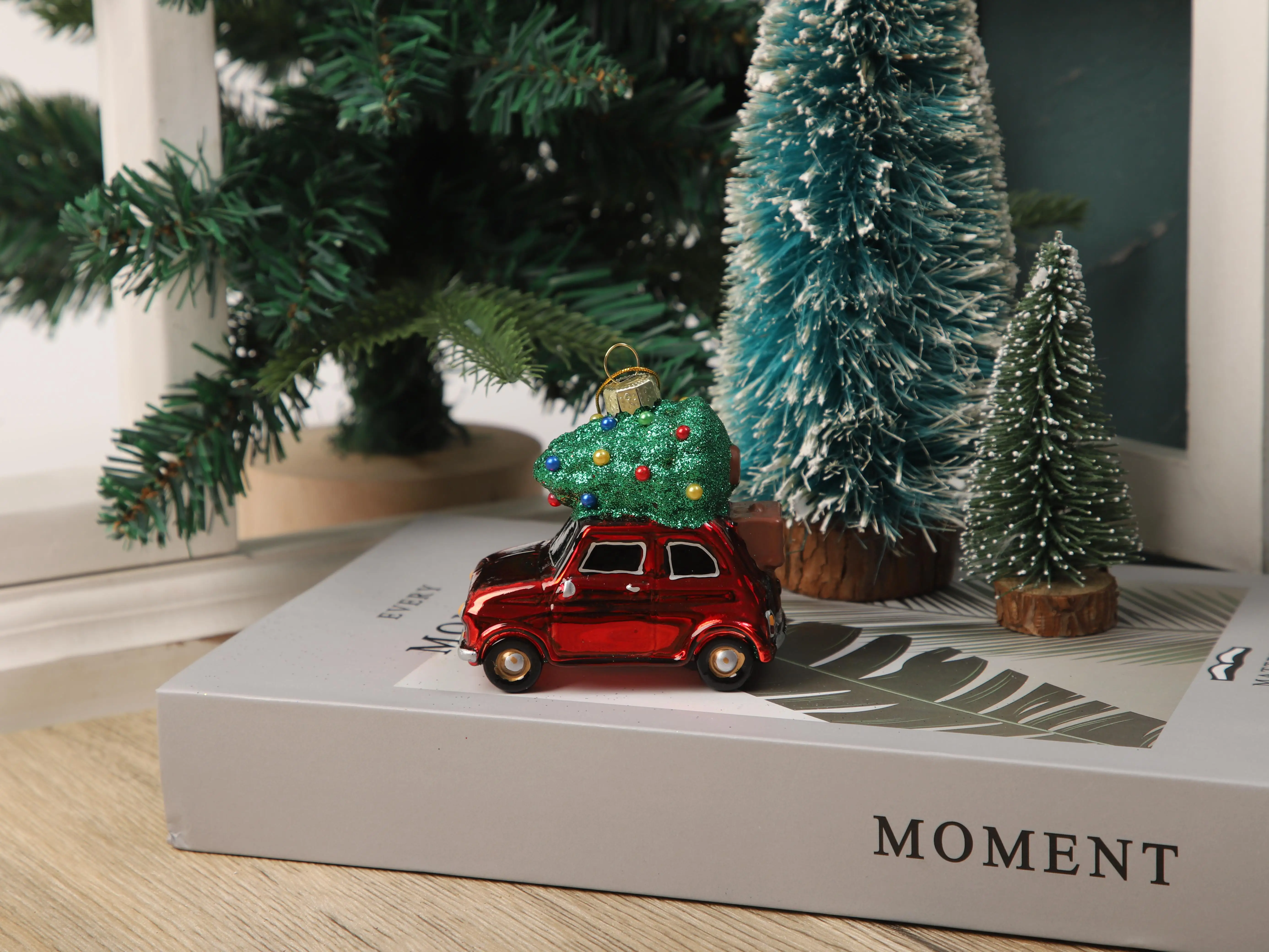 Украсьте свой дом нашей уникальной стеклянной елкой ручной работы — дизайн «Красная машина» декоративные украшения для интерьера