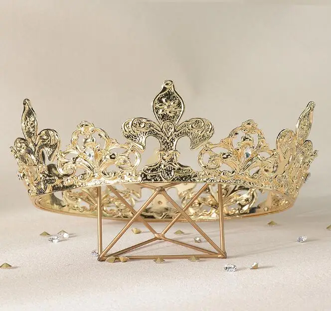 China Manufacture Wholesales Fast Delivery Crystal Round Leaf Flower Kings Crowns Metal Happy New Year Crown