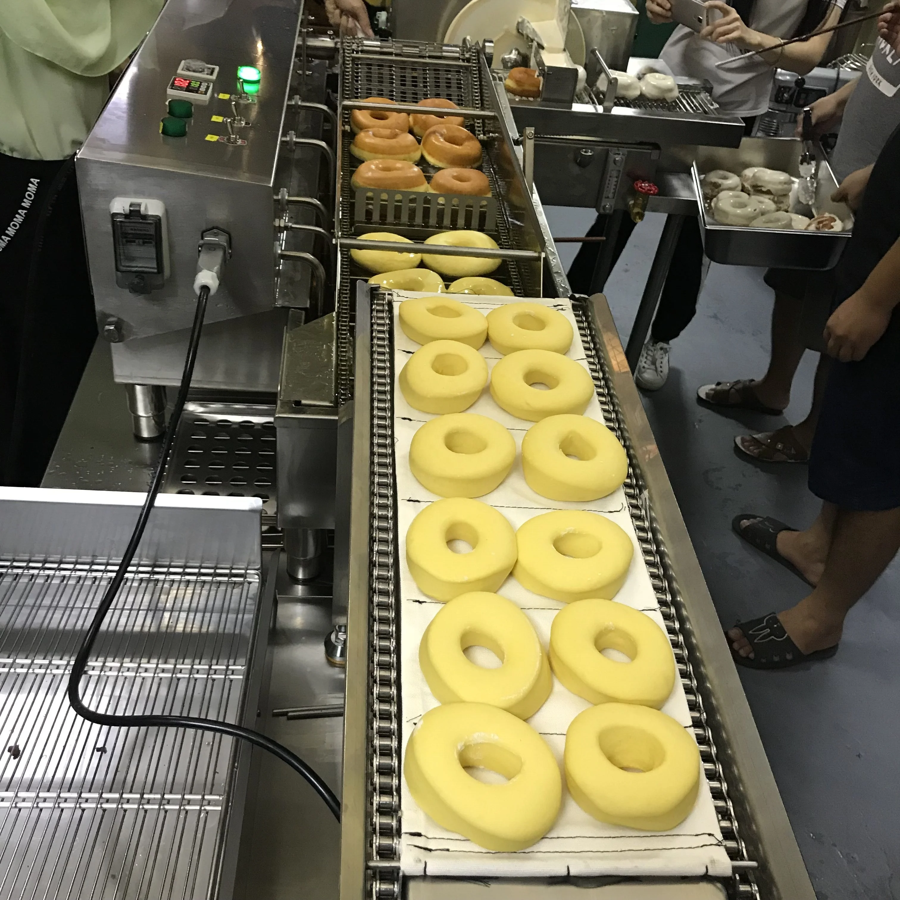 automatic donut ball machine multi-model various specifications of Donut Belt Heating Furnace donut