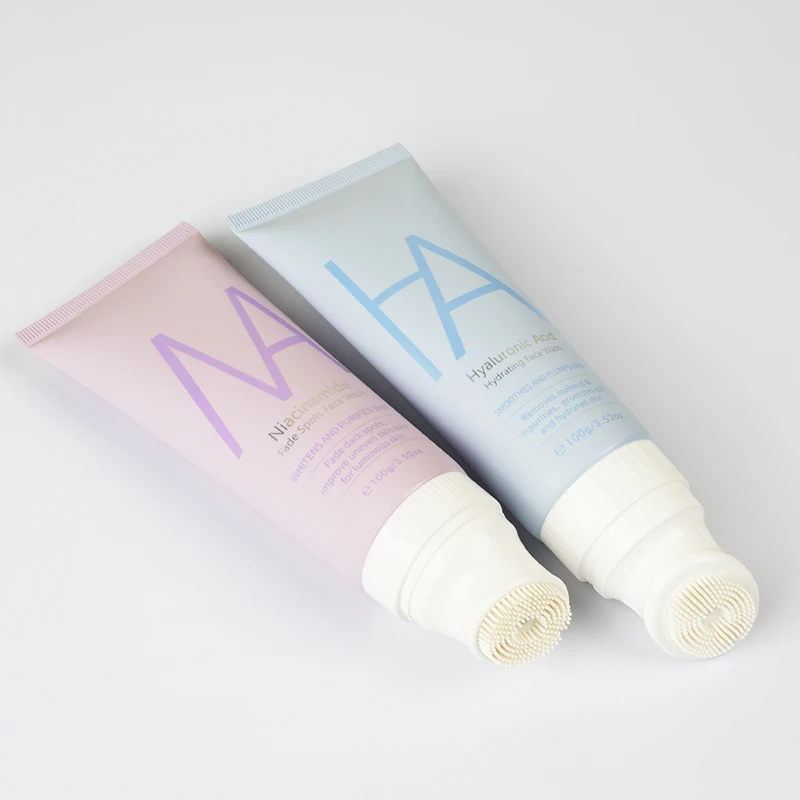 Price Cosmetic Plastic Tube for Cosmetic Skin Care Container With Silicone Brush Twist Lock Cosmetic Tube