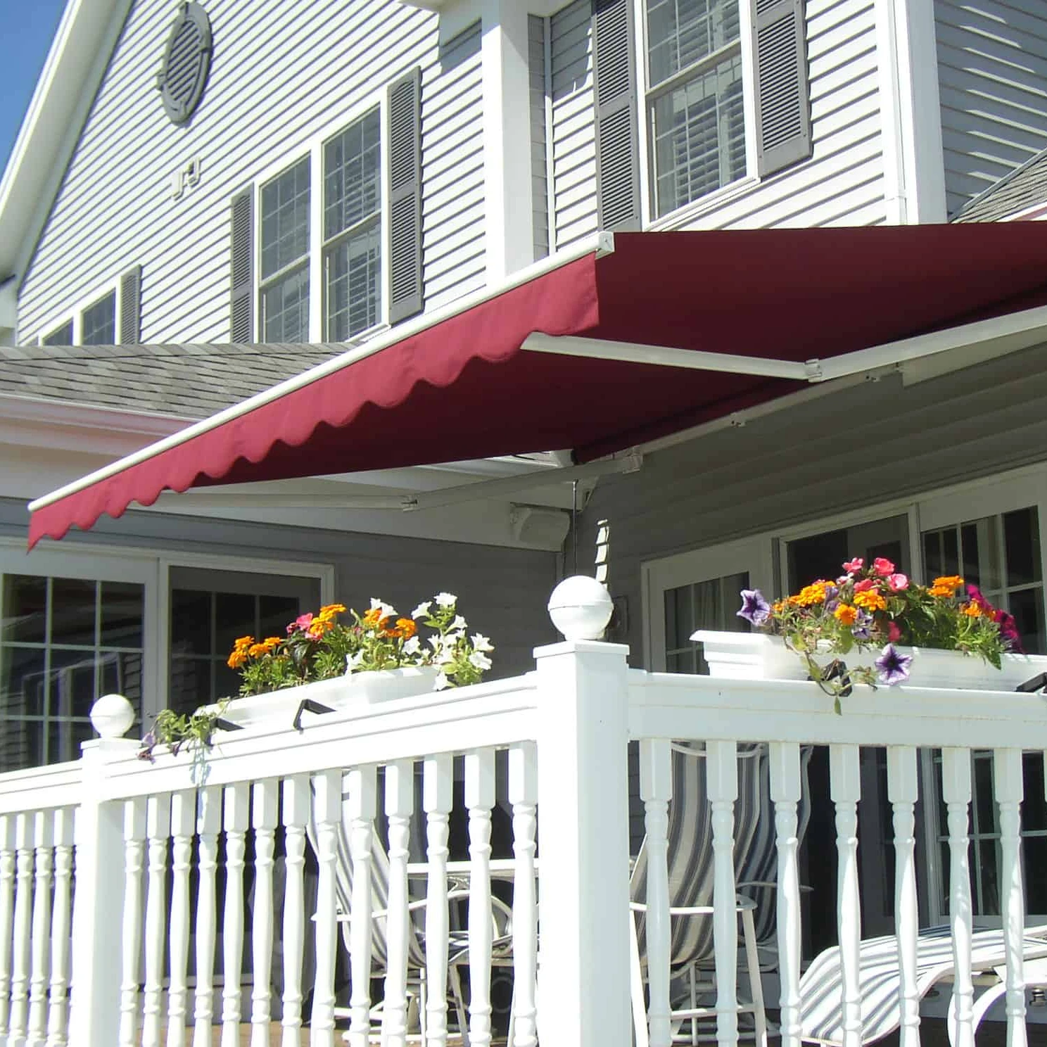 XZ OEM ODM Patio Full Cassette Motorized Folding Arm Awning Outdoor Aluminum Retractable Awning Canopy