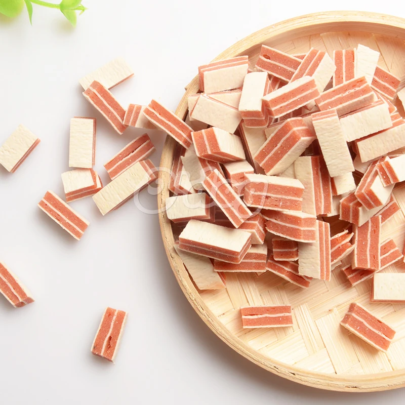 Hot sell factory wholesale natural chicken dry cat food healthy cat treats Mini Chicken Sandwich snacks for cat