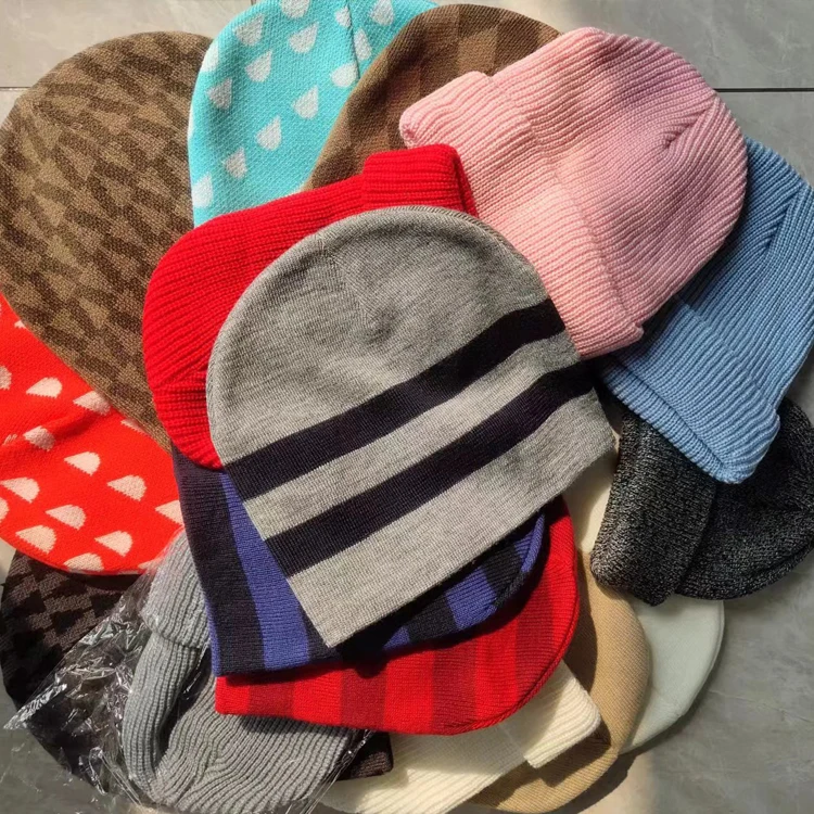 unisex acrylic knit hats unisex cap factory Wholesale stock end knitted hats custom winter hats knitted bucket caps