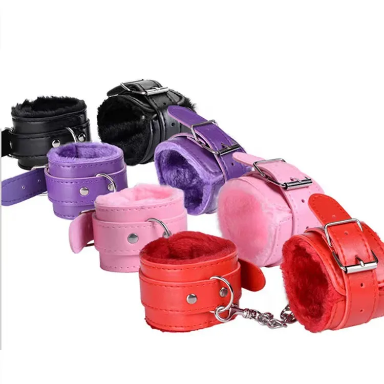 Strong Flexible Leather Wrists Soft and Plush Interior Sex Hand Wrist handCuff bdsm Restraint Shackle  bondage Devices