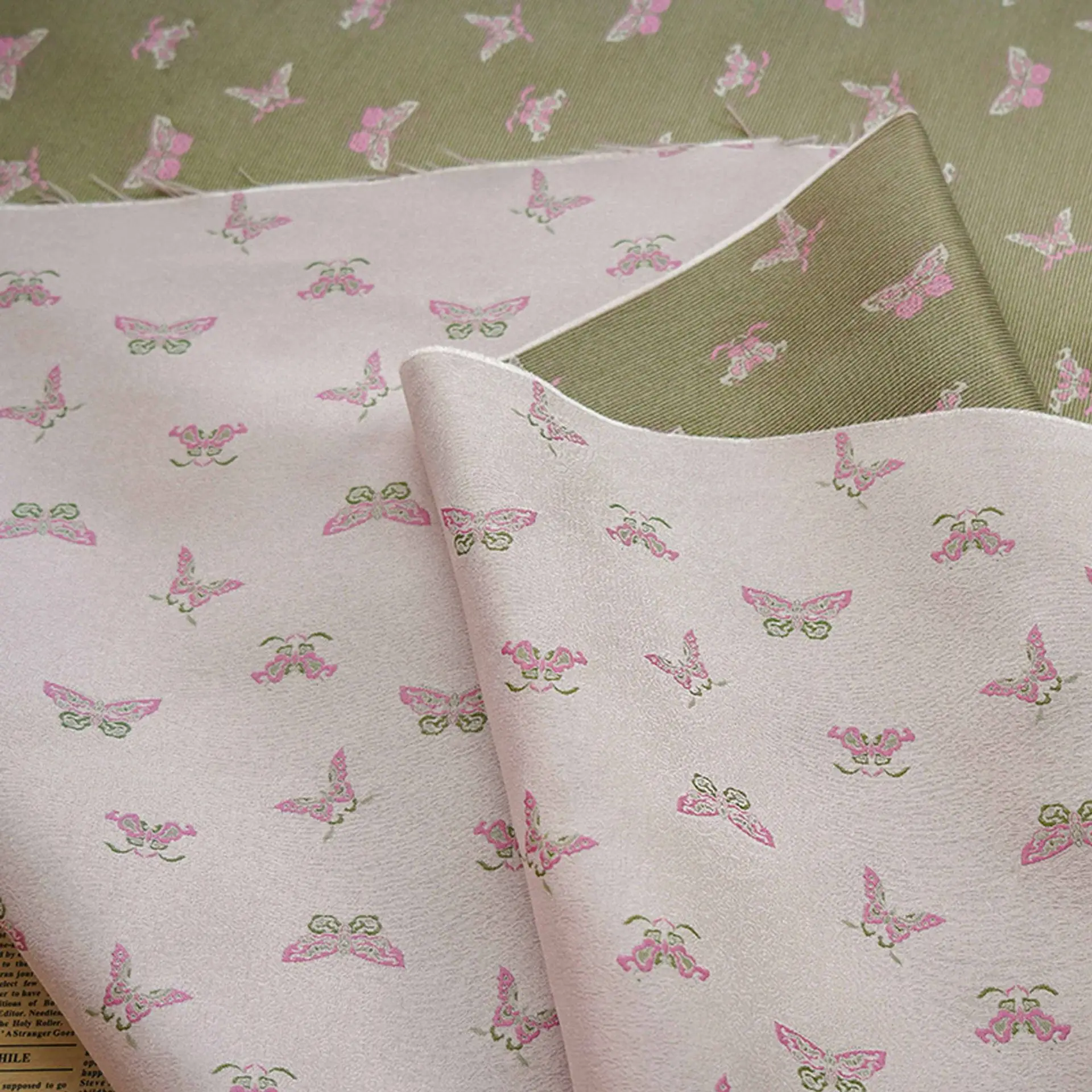 Polyester Elegant Metallic Flowers Design Jacquard Brocade Fabric for women Formal dress