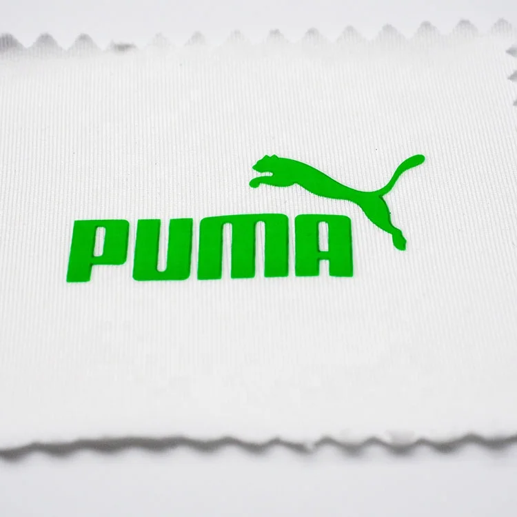 Горячая продажа пользовательские резиновые 3d одежды этикетки теплопередачи этикетки для одежды