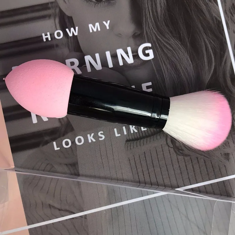 Оптовая продажа, профессиональные Мягкие Кисти для нанесения основы под макияж, розовые двухсторонние кисти для макияжа с губкой