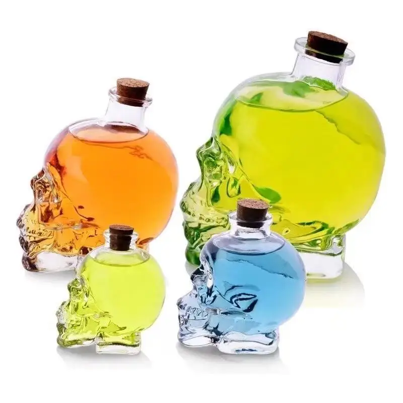 New Design Glass Bottle skull head shape wine bottle Glass Bottle 750ml creative skull shape Jar with cork stopper