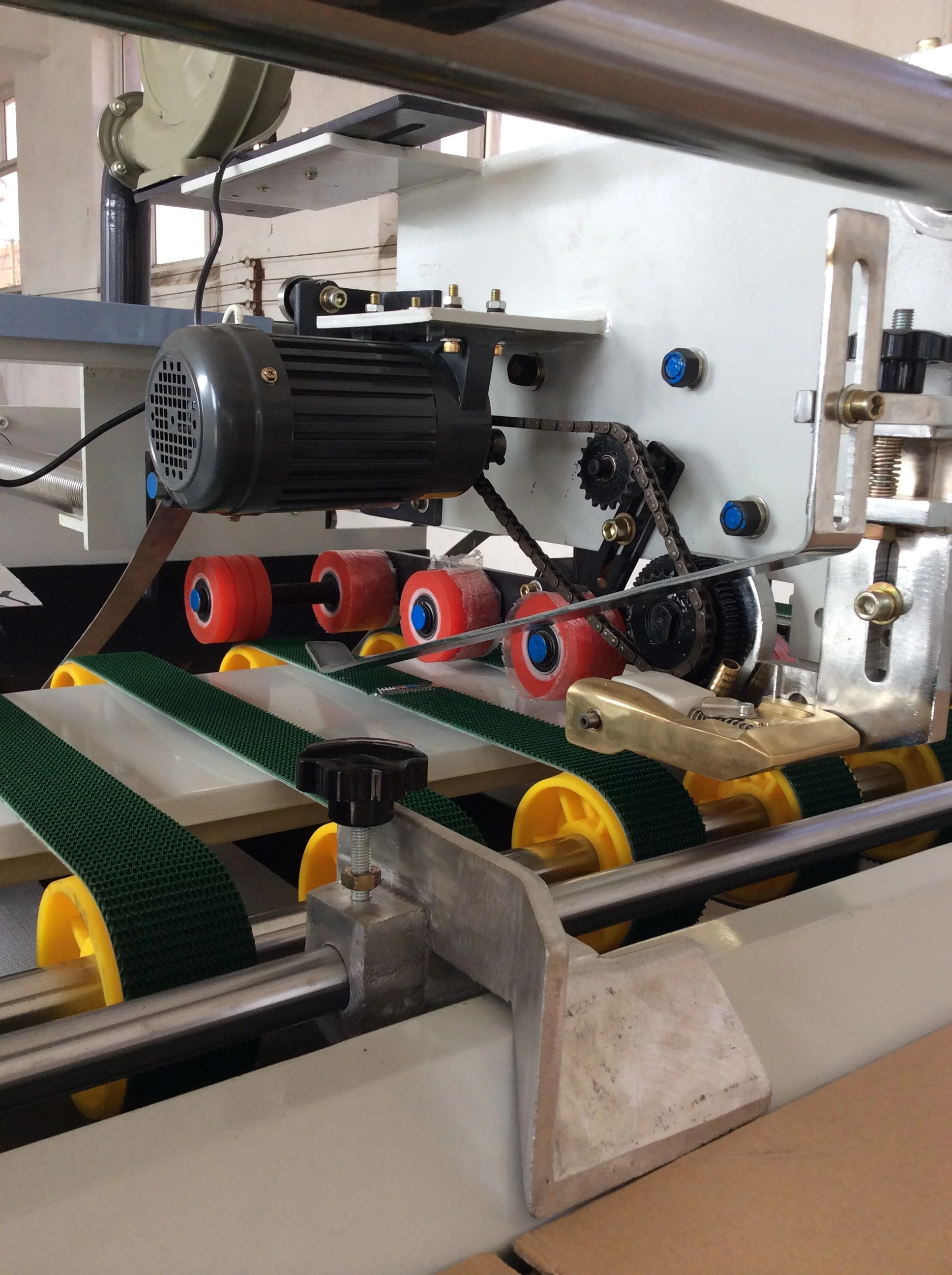 
Carton making machine semi auto double servo control stitcher (stitching) machinery) 