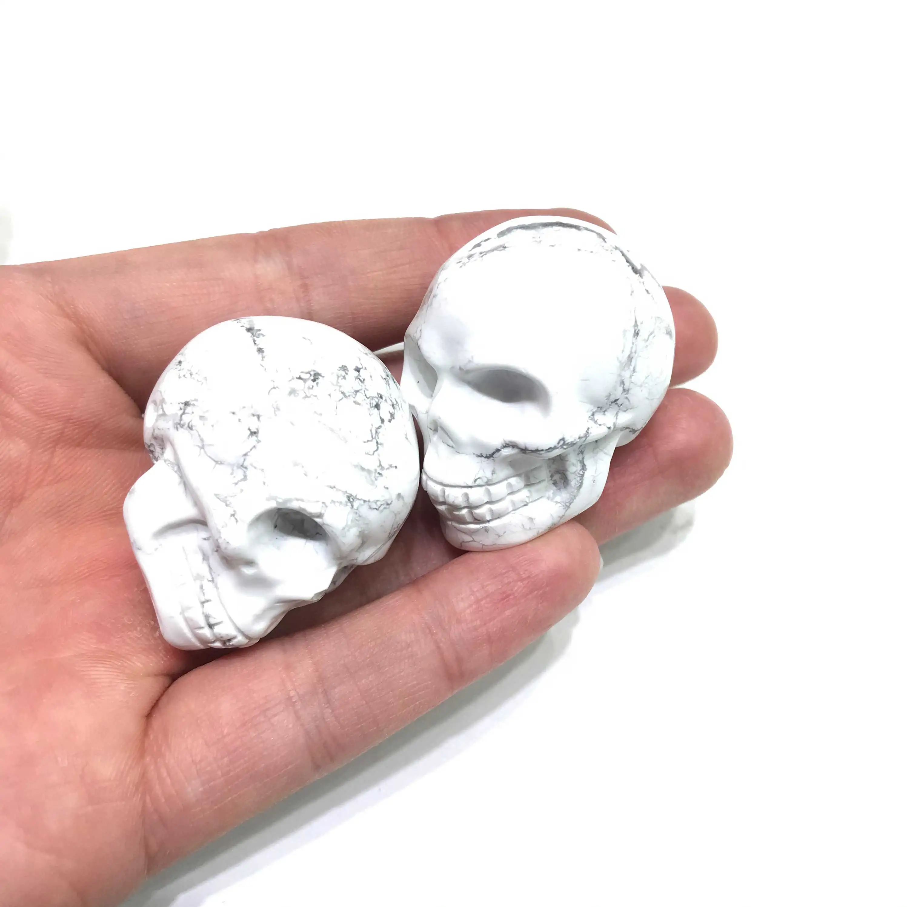 
New Natural High Quality Different Materials White Howlite Crystal Skulls For Home Decoration Sale 