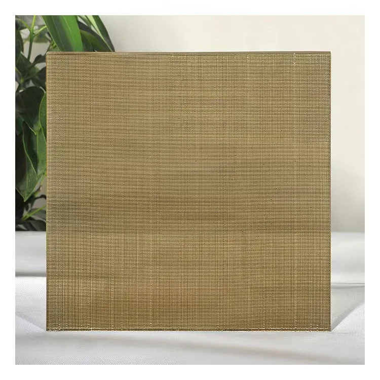 Wholesaler Construction Safety Wired Glass Building Laminated Glass Art Copper Weave Wire Mesh Wired Glass