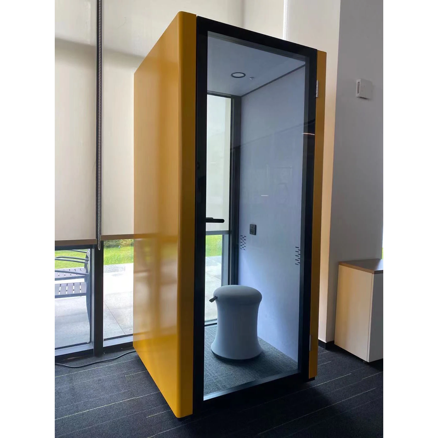 Grey commercial office private space sound proof office acoustic phone booth with light good price office booth pod
