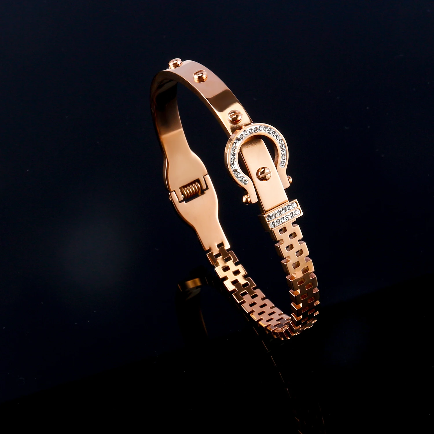 Other fashion bangles jewelry women waterproof bangles manufacture