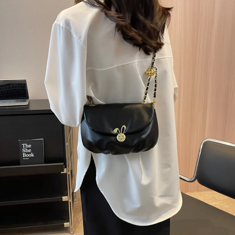 Genuine Leather Small Golden Ball Crossbody Chain Bag for Women 2024 New Fashionable Summer Versatile Shoulder Bag
