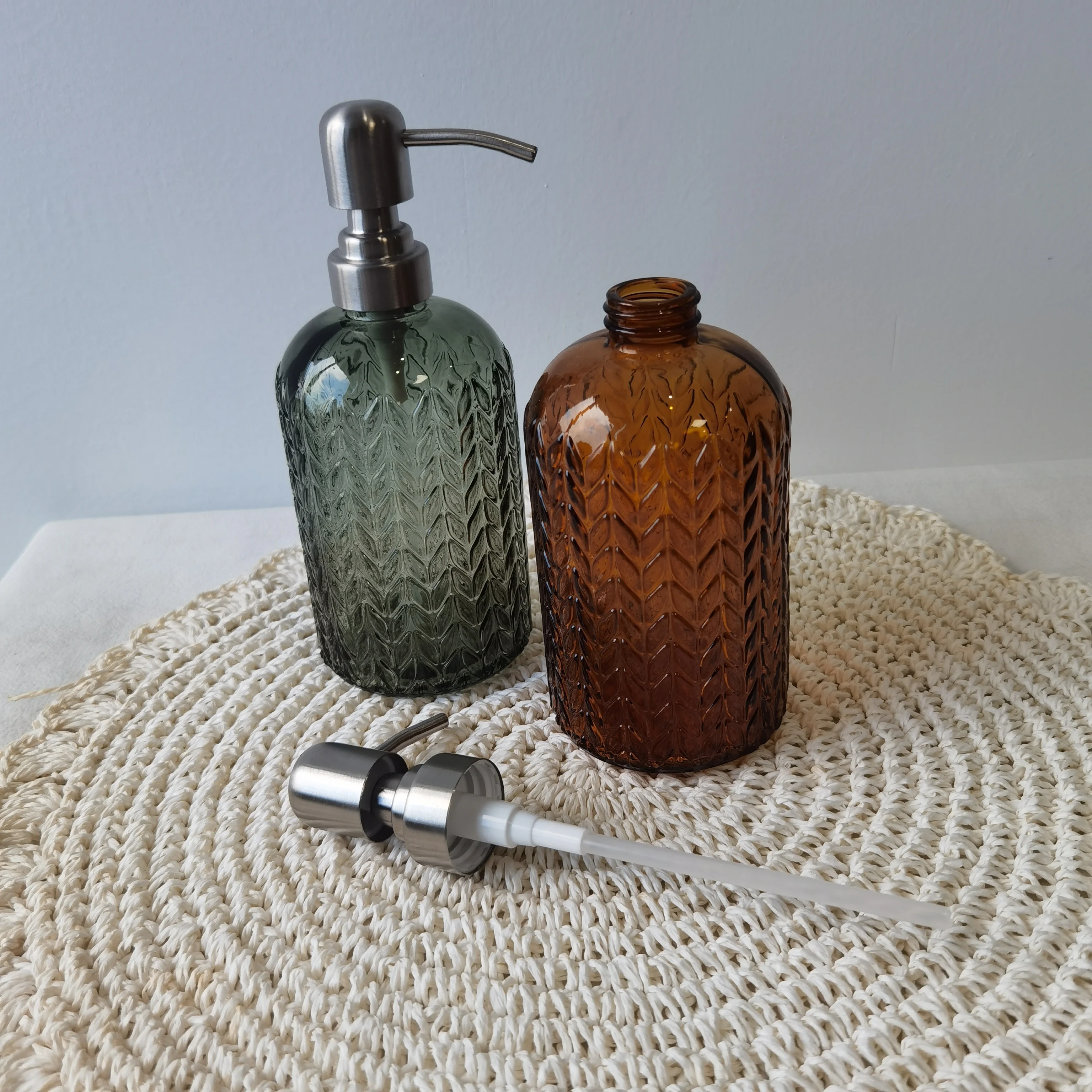Bathroom accessories fall decorative glass shampoo bottles lotion soap Liquid Soap Dispenser bottles with metal pump