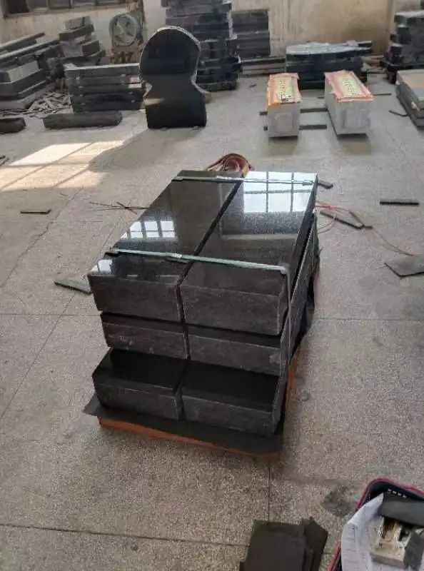 Wholesale Cemetery Graves Design American Style Upright Serp Headstone Polished Jet Black Granite Monument