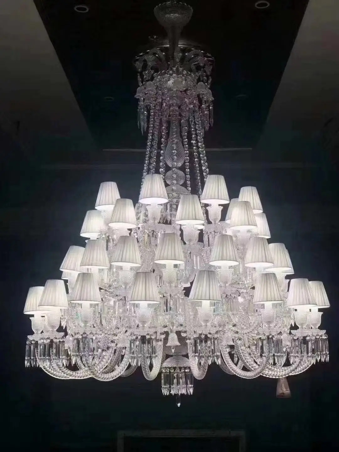 Factory price top quality Baccarat chandelier for Villa hotel application large Luxury k9 modern crystal chandelier accept customized