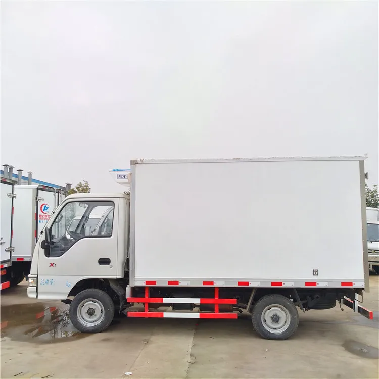 China factory produced frozen food transport vehicle fish freezer 5 tons refrigerated truck