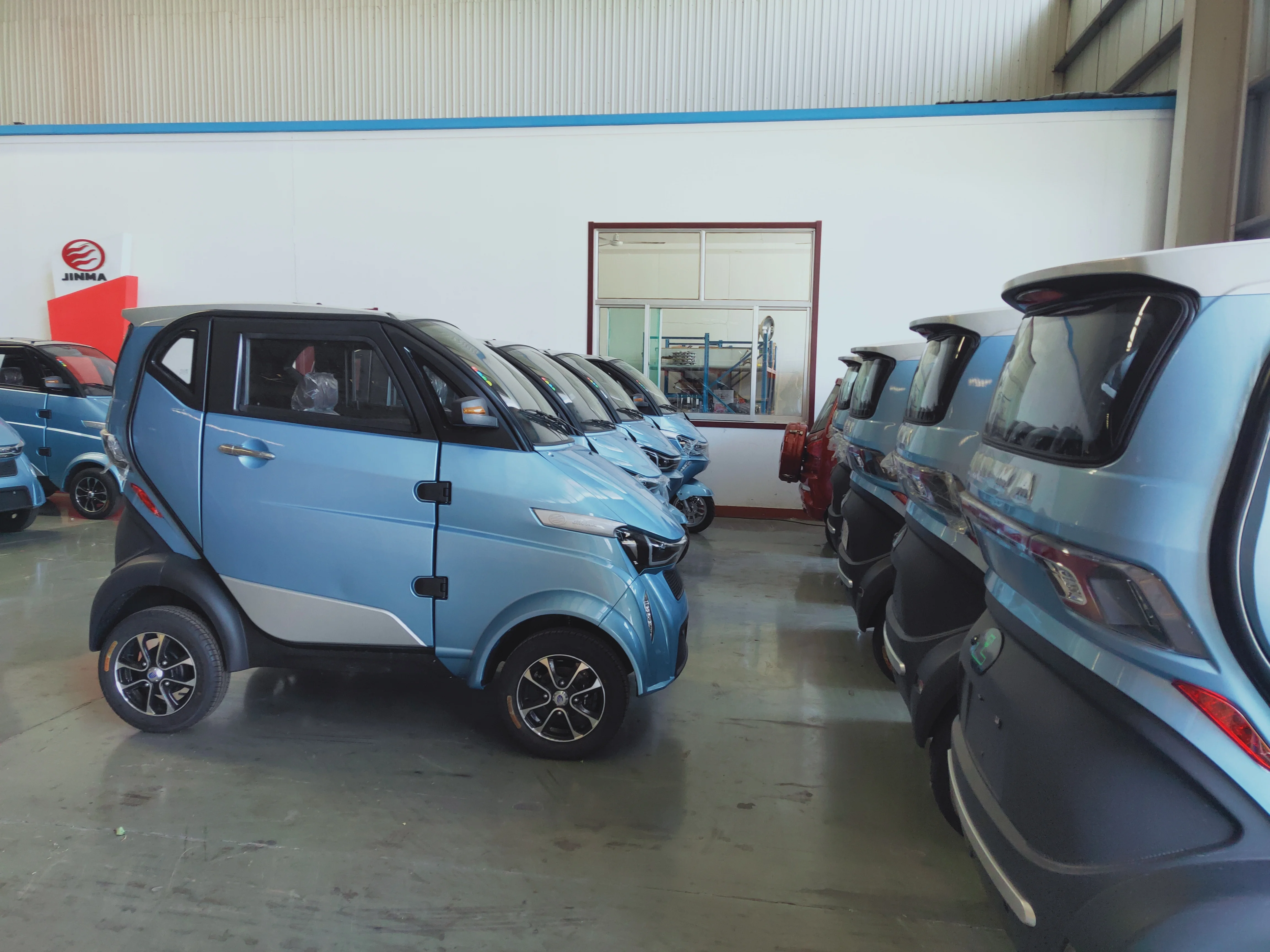Электрические автомобили от китайского производителя с