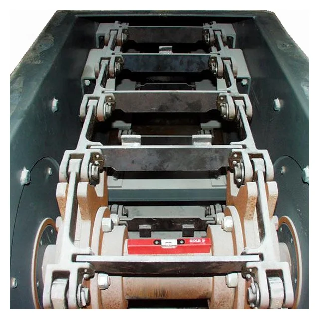 Horizontal/Inclined Scraper Flight Heat Resistant Drag Roller Chain Conveyor System For Grain