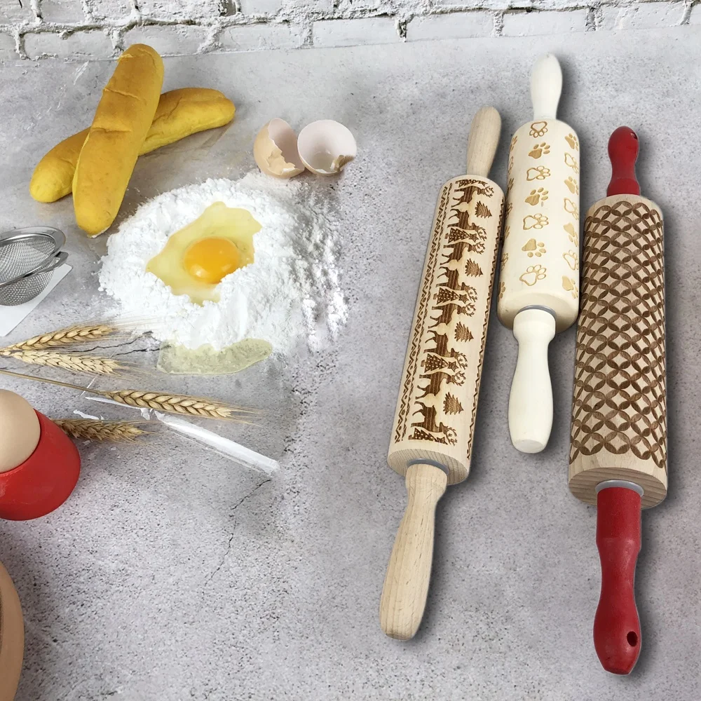 Exquisite design carve patterns or embossing on woodwork Kitchen accessory rolling pin of wood for dessert